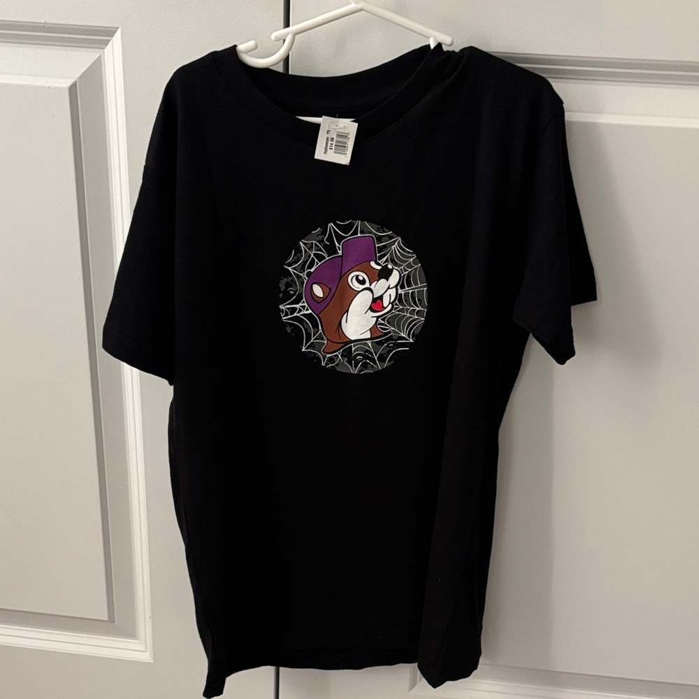 Buc-ee’s Halloween youth shirt